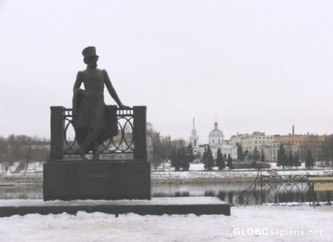 Postcard Alexandr Sergeievich Pushkin statue