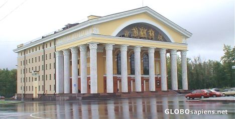 Postcard The theatre in Petrozavodsk