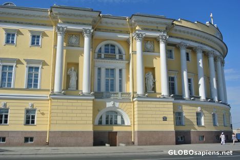 Postcard St. Petersburg - Senate and Synod building 3