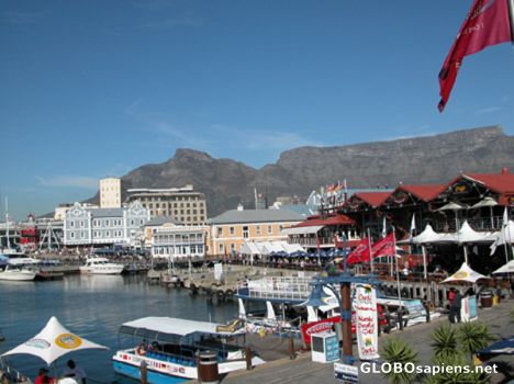 Postcard Cape Town waterfront.