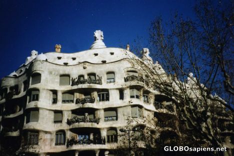 Postcard MILÀ HOUSE in Barcelona