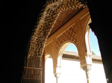 Postcard Alhambra feature