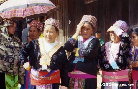 Postcard Hmong women