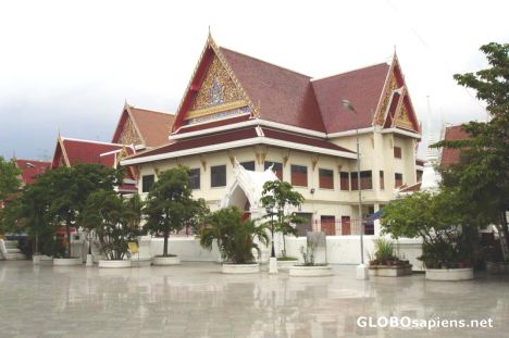 Postcard Wat Traimit