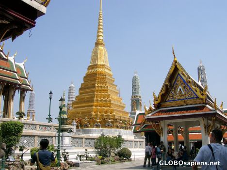 Postcard Wat Phra Kaew next to temple of the Emerald Buddha