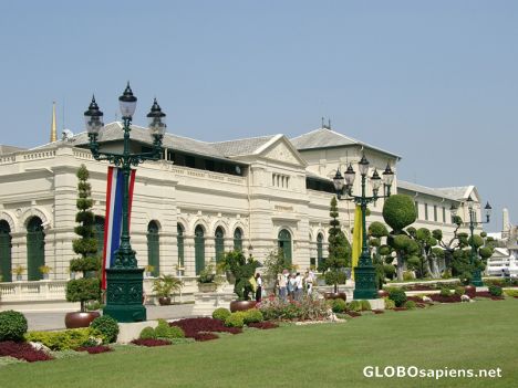Postcard Landscaped Gardens and Govt Building
