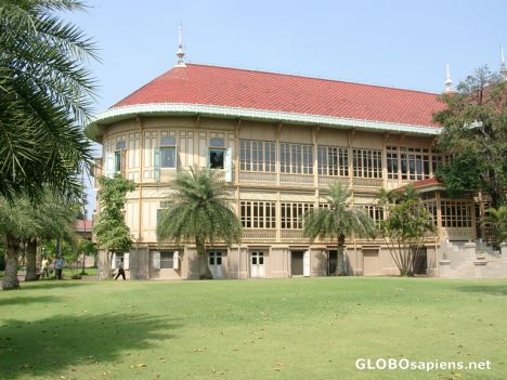 Postcard Vimanmek Teak Mansion - Museum Complex