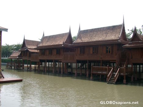 Postcard Traditional Thai Houses - Vimanmek Teak Mansion