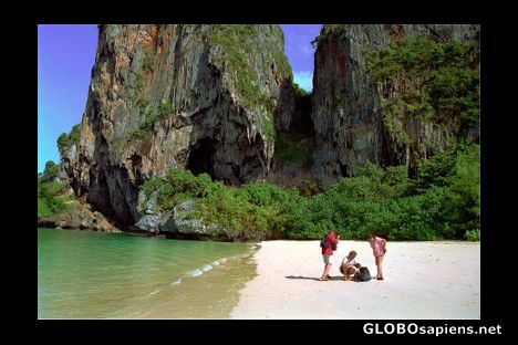 Postcard Krabi's beautiful white-sand beaches