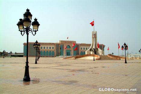 Postcard Tunis (TN) - the local authorities building