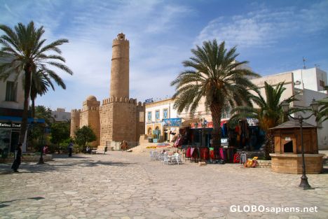 Sousse (TN) - Place de la Grande Mosque
