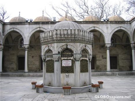 Postcard Mosque Courtyard (2)
