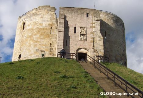 Postcard Clifford's Tower