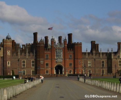 Postcard Hampton Court Palace