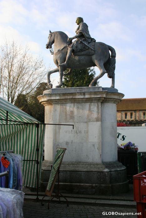 Postcard William III statue