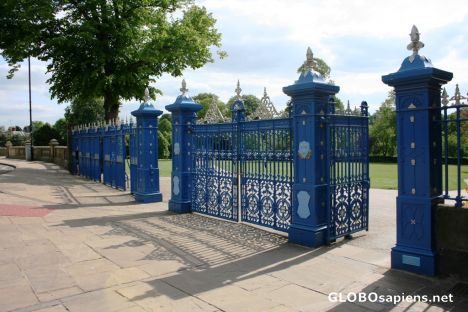Postcard Blue gate at Quarry Park