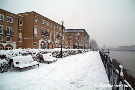 Postcard London under snow - Thames riverbank