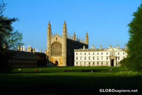 Postcard Cambridge - on the lawn