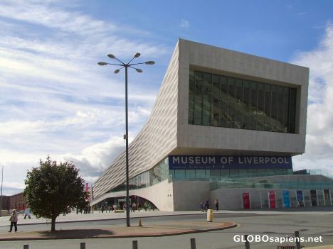 Postcard New Liverpool museum
