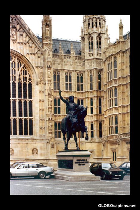 Postcard London Statue