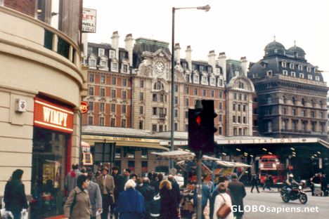 Postcard London Victoria Station