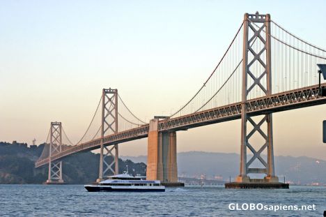 Postcard San Francisco: Bay Bridge in the setting sun
