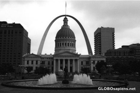 Postcard St. Louis Arch