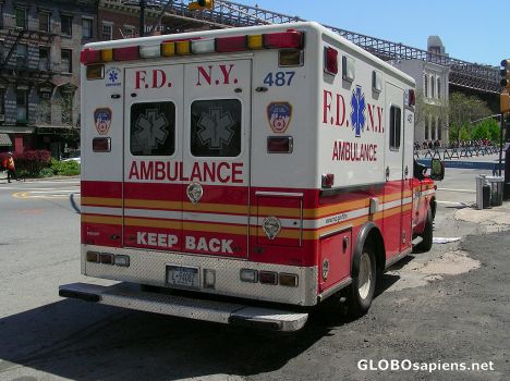 Postcard New York 911- FDNY  Ambulance