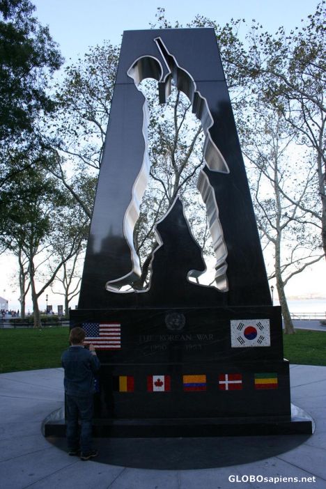 Postcard Battery Park; Korean war memorial