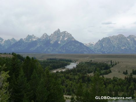 Postcard The Grand Tetons tower over the Snake River