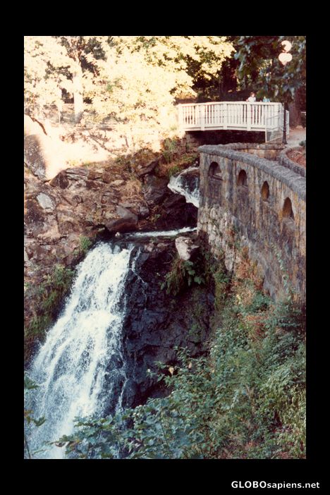 Postcard Columbia River Gorge Hotel