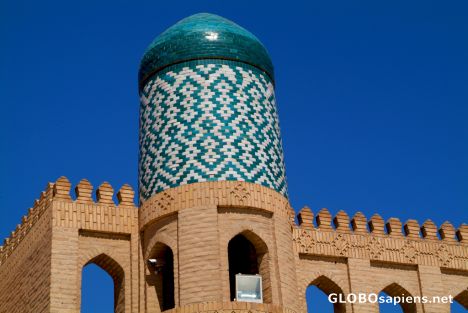 Postcard Khiva - Detail of a wall's tower