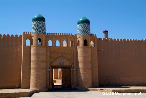 Postcard Khiva - entrance to the main fort