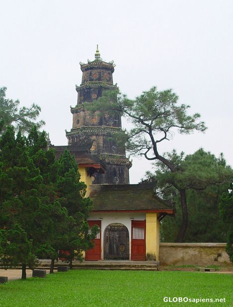 Postcard Thien Mu Pagoda