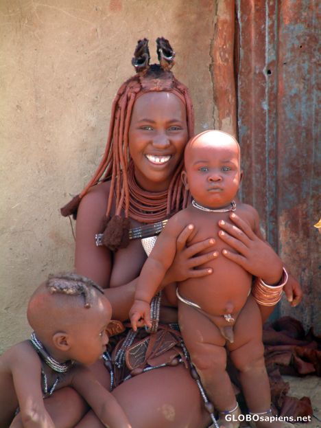Postcard Namibia - a pround Ova-Himba mother