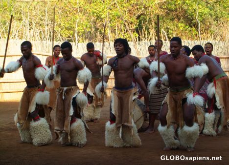 Postcard Mantenga Village - Swazi boys dancing