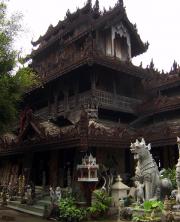 Antique Teak home near to Chiang Mai