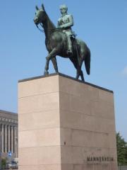 A statue of Mannerheim near the Kiasma museum
