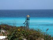 Turquoise Caribbean Sea near El Garrafon