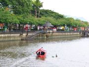 Kuching Riverside Promenade 