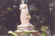 Josephine statue in Fort de France before being beheaded by the black natives