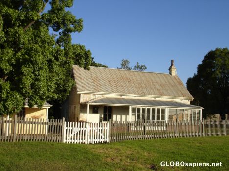 Postcard Old Government Quarters, Parramatta Park