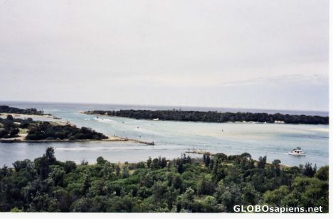 Postcard Lakes Entrance
