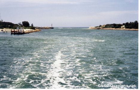 Postcard Lakes Entrance