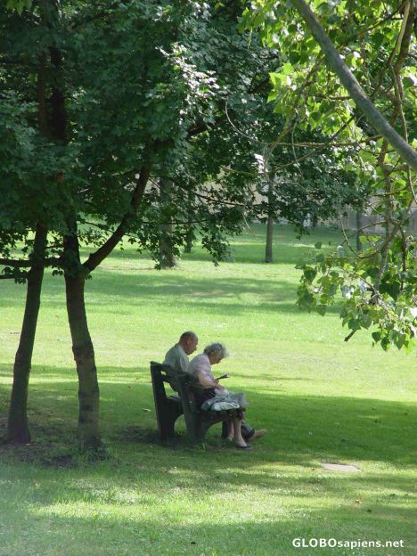 Postcard Old Couple