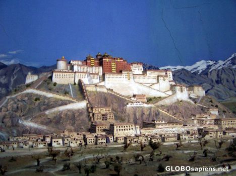 Postcard A miniature Tibet at the Nature Museum