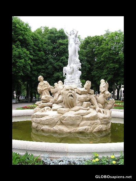 Postcard The Fountain