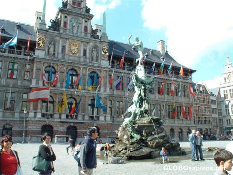 Postcard the statue of Brabo