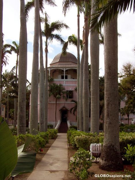 Postcard Nassau Public Library, Downtown Nassau