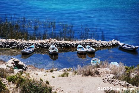 isla del sol fishing boats